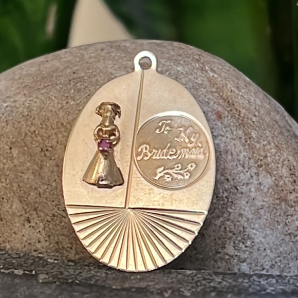 14k gold charm or pendant - Picture 3 of 5